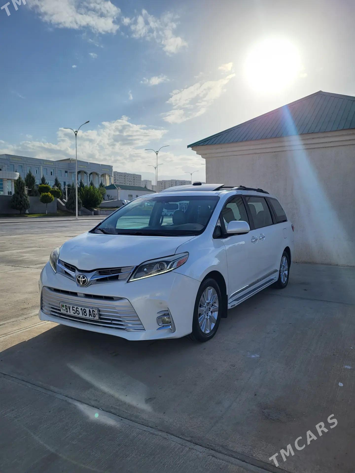 Toyota Sienna 2010 - 318 000 TMT - Ашхабад - img 1
