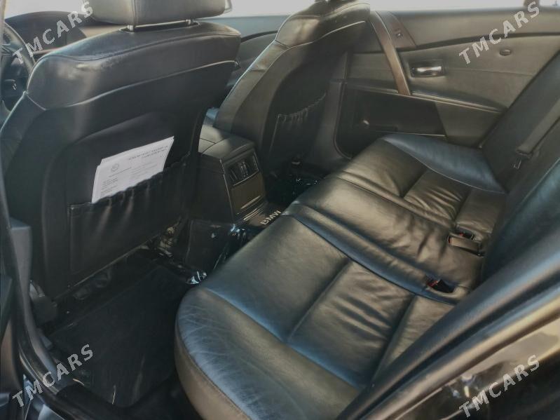 BMW E60 2004 - 180 000 TMT - Балканабат - img 4