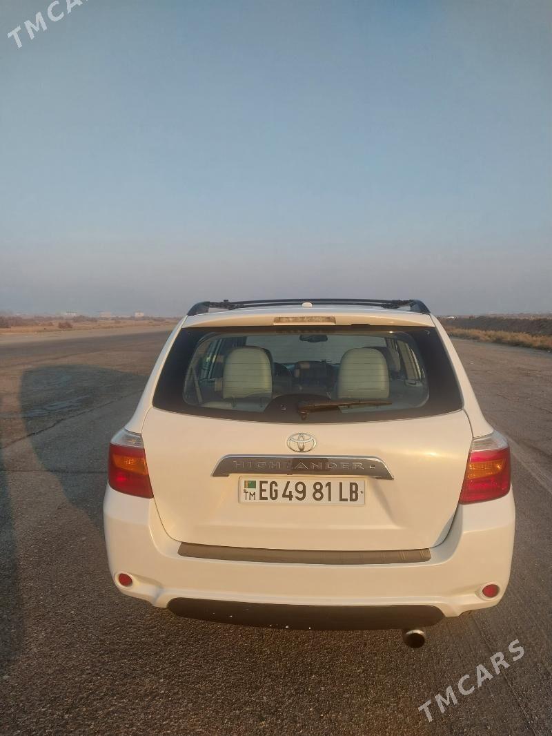 Toyota Highlander 2010 - 280 000 TMT - Türkmenabat - img 2