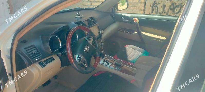 Toyota Highlander 2012 - 330 000 TMT - Köneürgenç - img 5