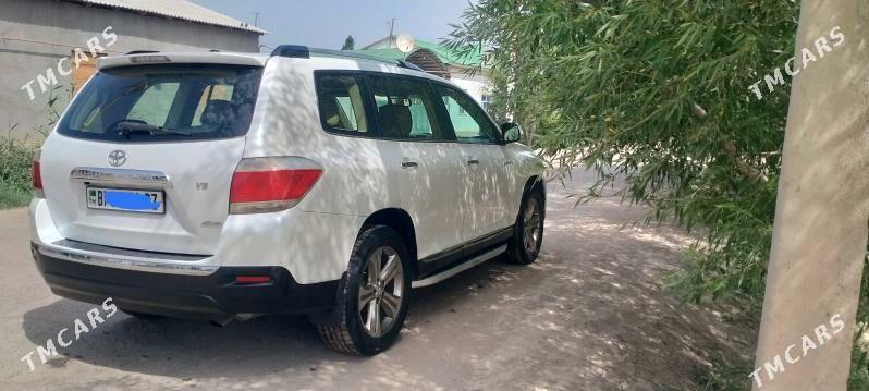 Toyota Highlander 2012 - 330 000 TMT - Köneürgenç - img 4