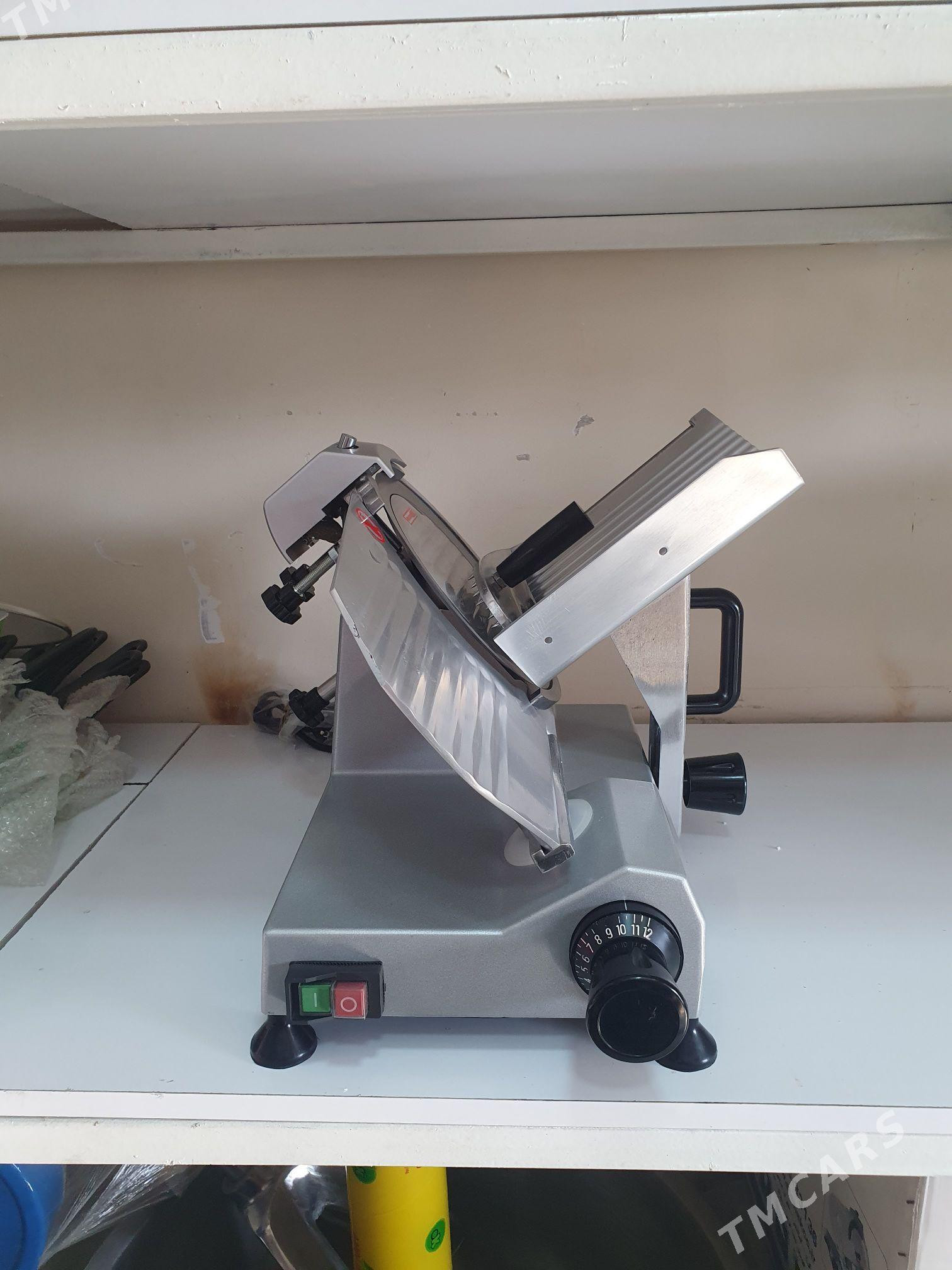 Slayser kolbasa kesyan - "Altyn Asyr" Gündogar bazary (Jygyllyk) - img 3