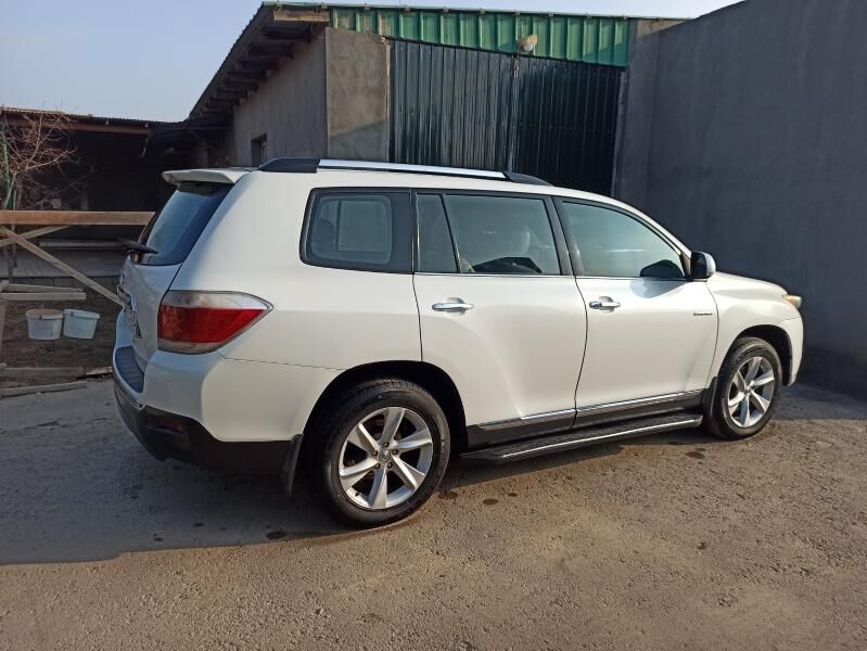 Toyota Highlander 2011 - 285 000 TMT - Кёнеургенч - img 3