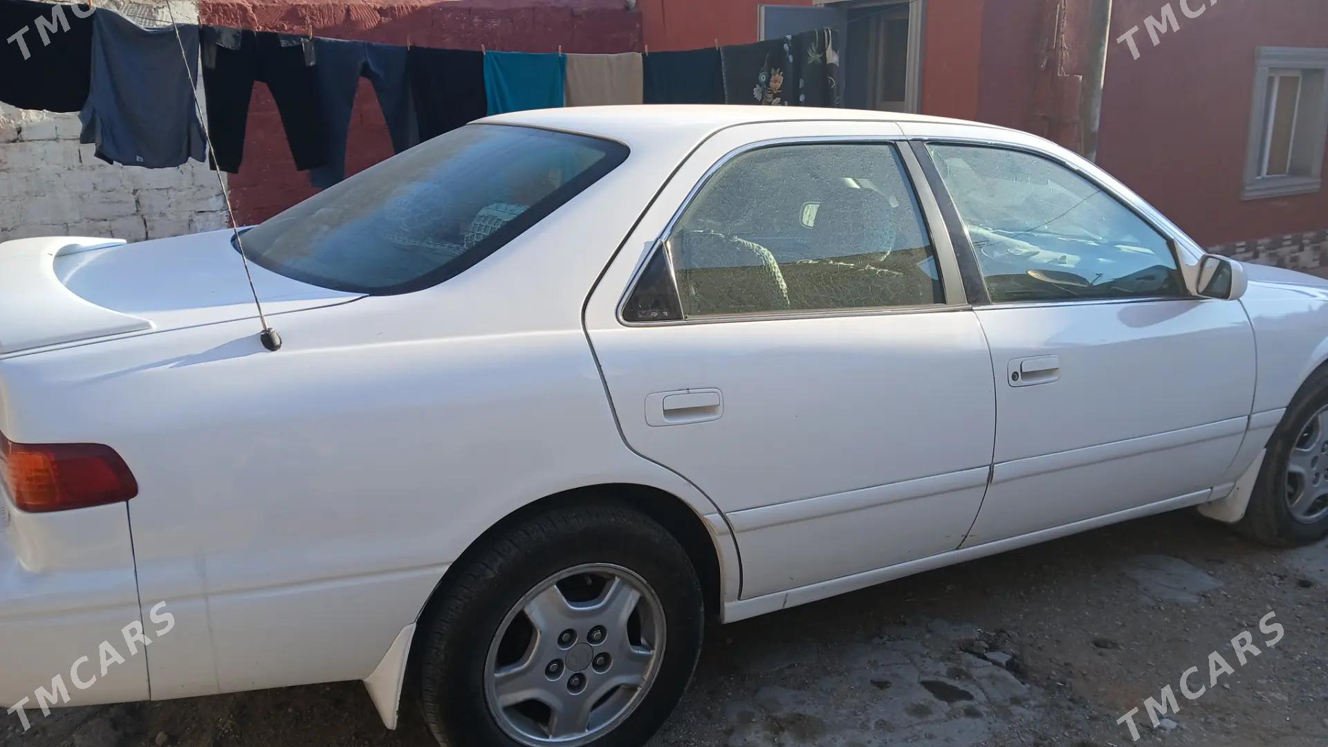 Toyota Camry 1998 - 130 000 TMT - Туркменбаши - img 3