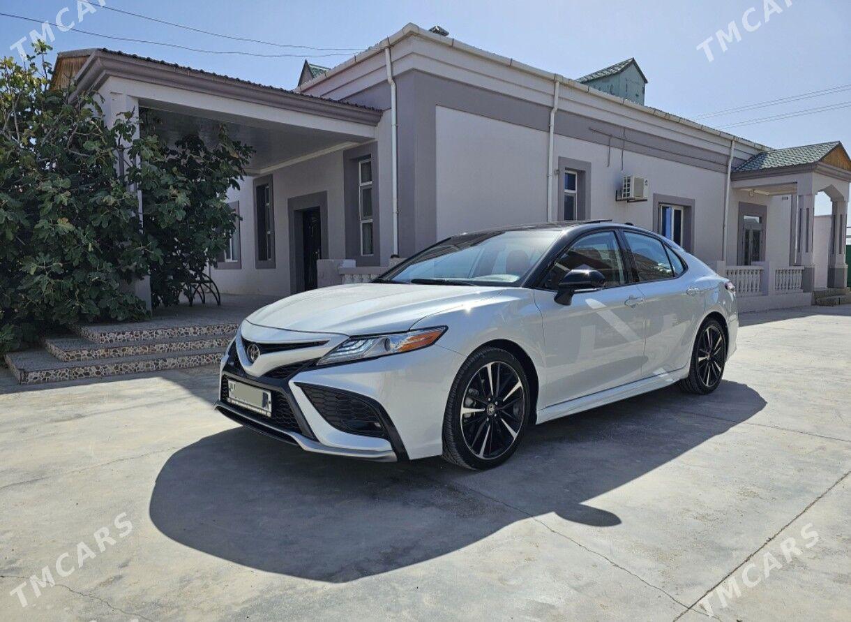Toyota Camry 2020 - 370 000 TMT - Aşgabat - img 2