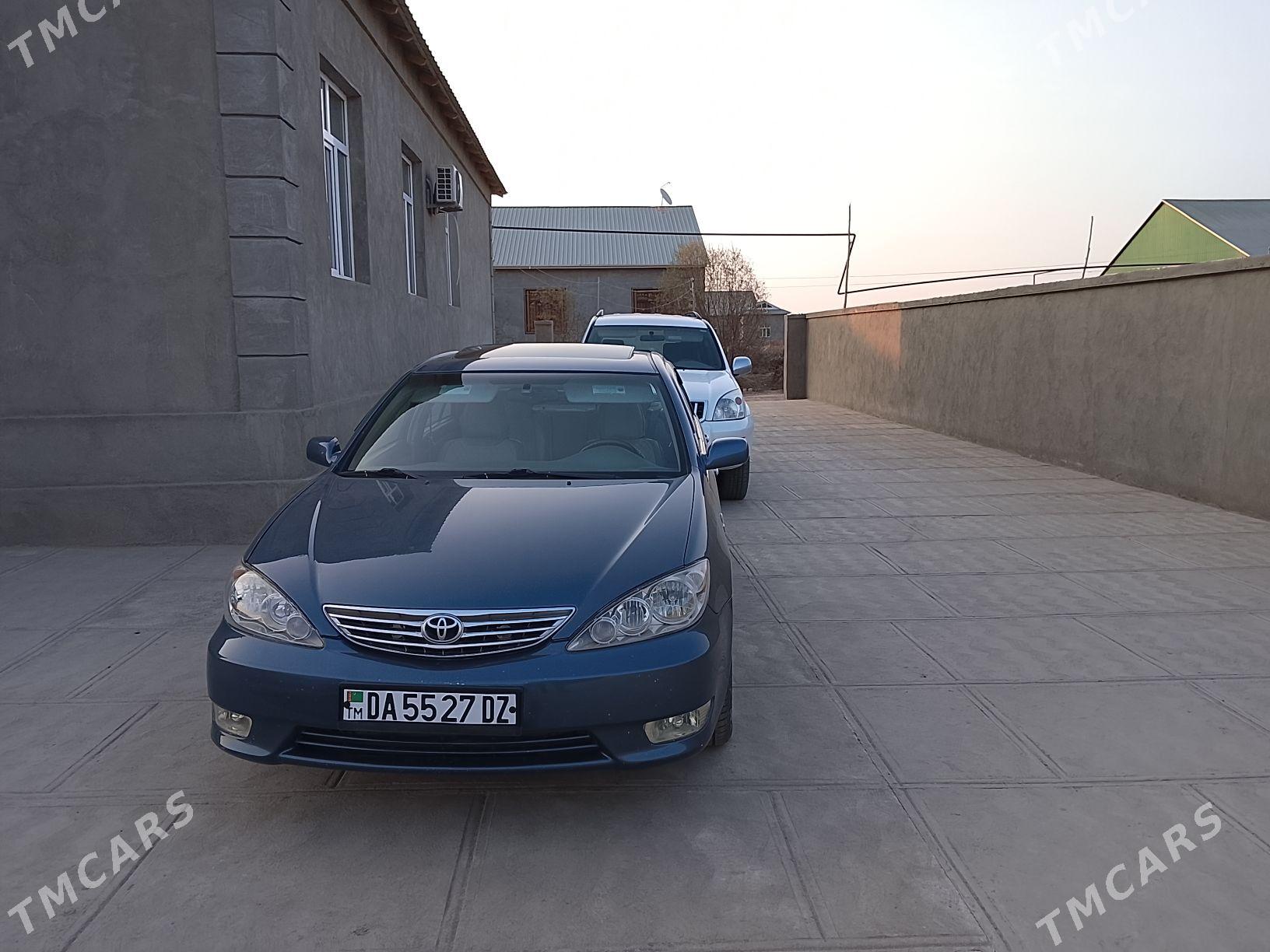 Toyota Camry 2004 - 190 000 TMT - Köneürgenç - img 4
