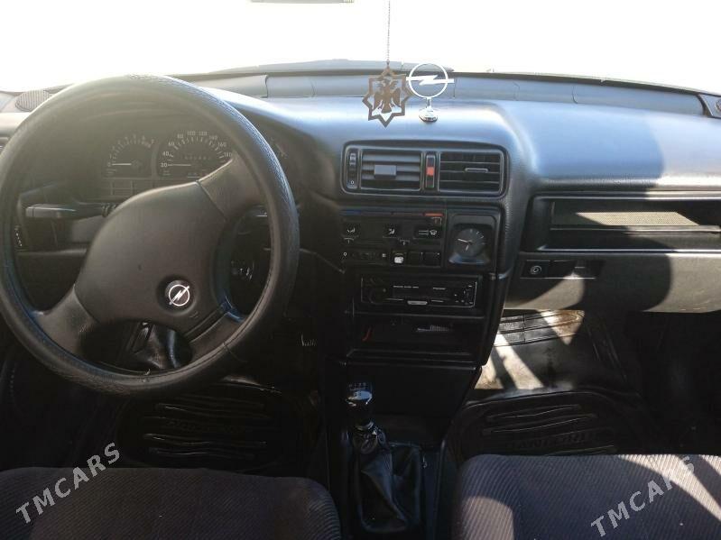 Opel Vectra 1991 - 33 000 TMT - Mary - img 3