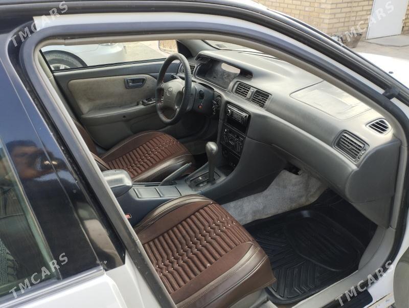 Toyota Camry 1999 - 122 000 TMT - Мары - img 3