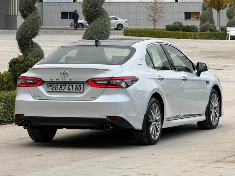 Toyota Camry 2022 - 638 000 TMT - Aşgabat - img 4