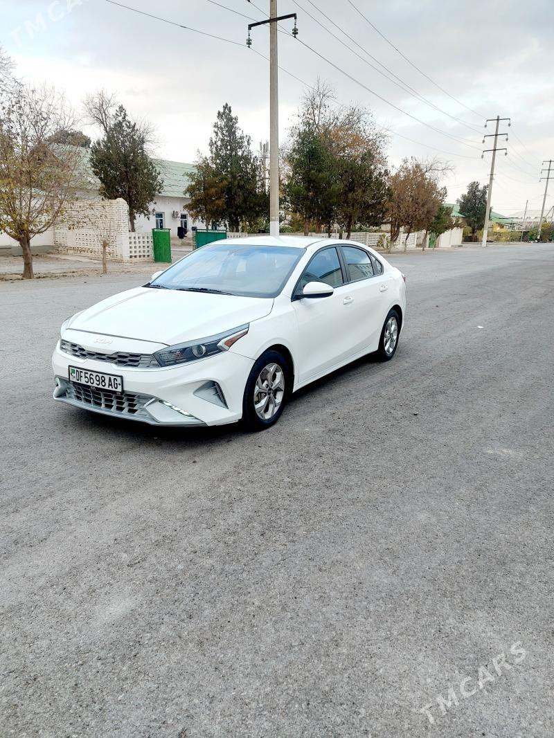 Kia Forte 2022 - 210 000 TMT - Бузмеин - img 3
