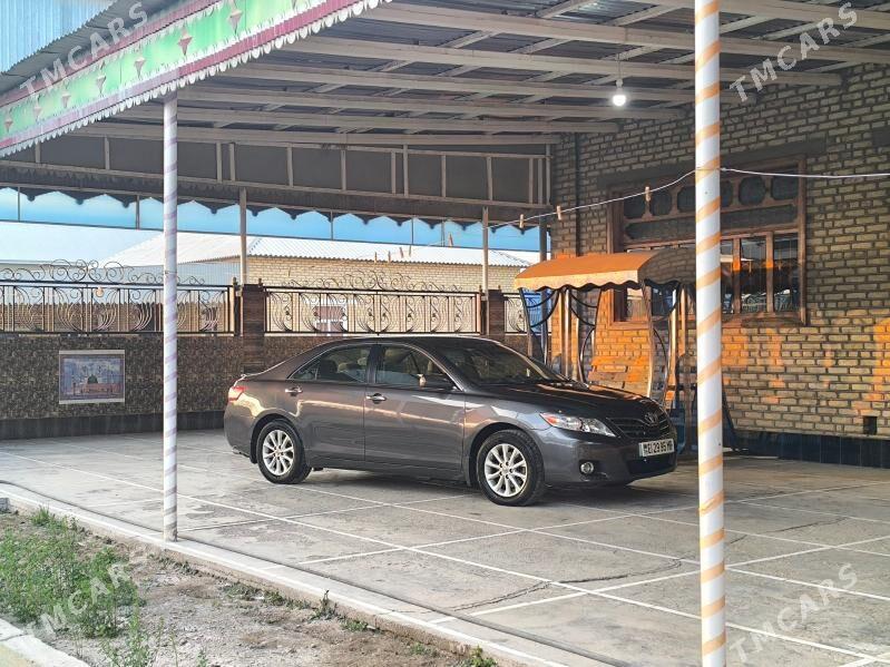 Toyota Camry 2010 - 197 000 TMT - Baýramaly - img 4