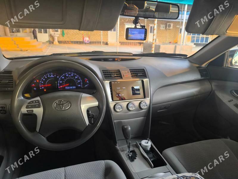 Toyota Camry 2010 - 197 000 TMT - Baýramaly - img 5