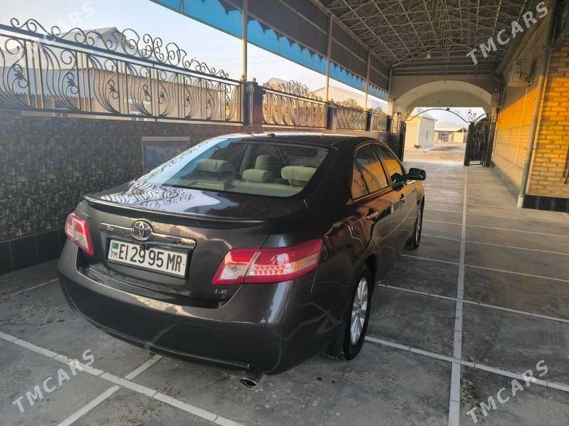 Toyota Camry 2010 - 197 000 TMT - Baýramaly - img 7