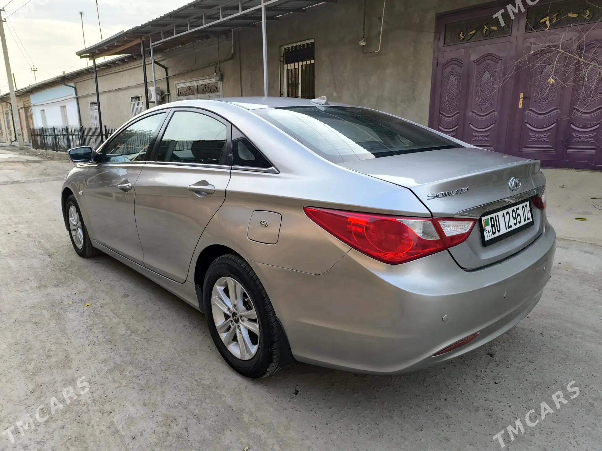 Hyundai Sonata 2010 - 135 000 TMT - Daşoguz - img 4