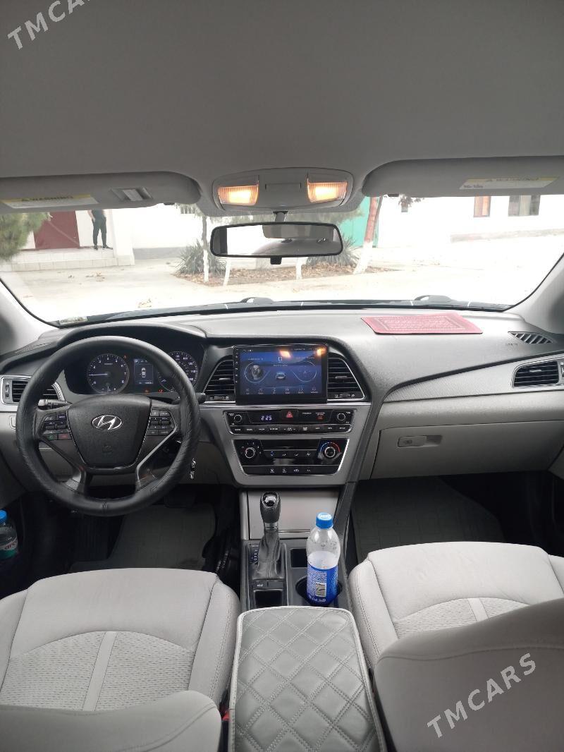 Hyundai Sonata 2015 - 190 000 TMT - 6 мкр - img 6