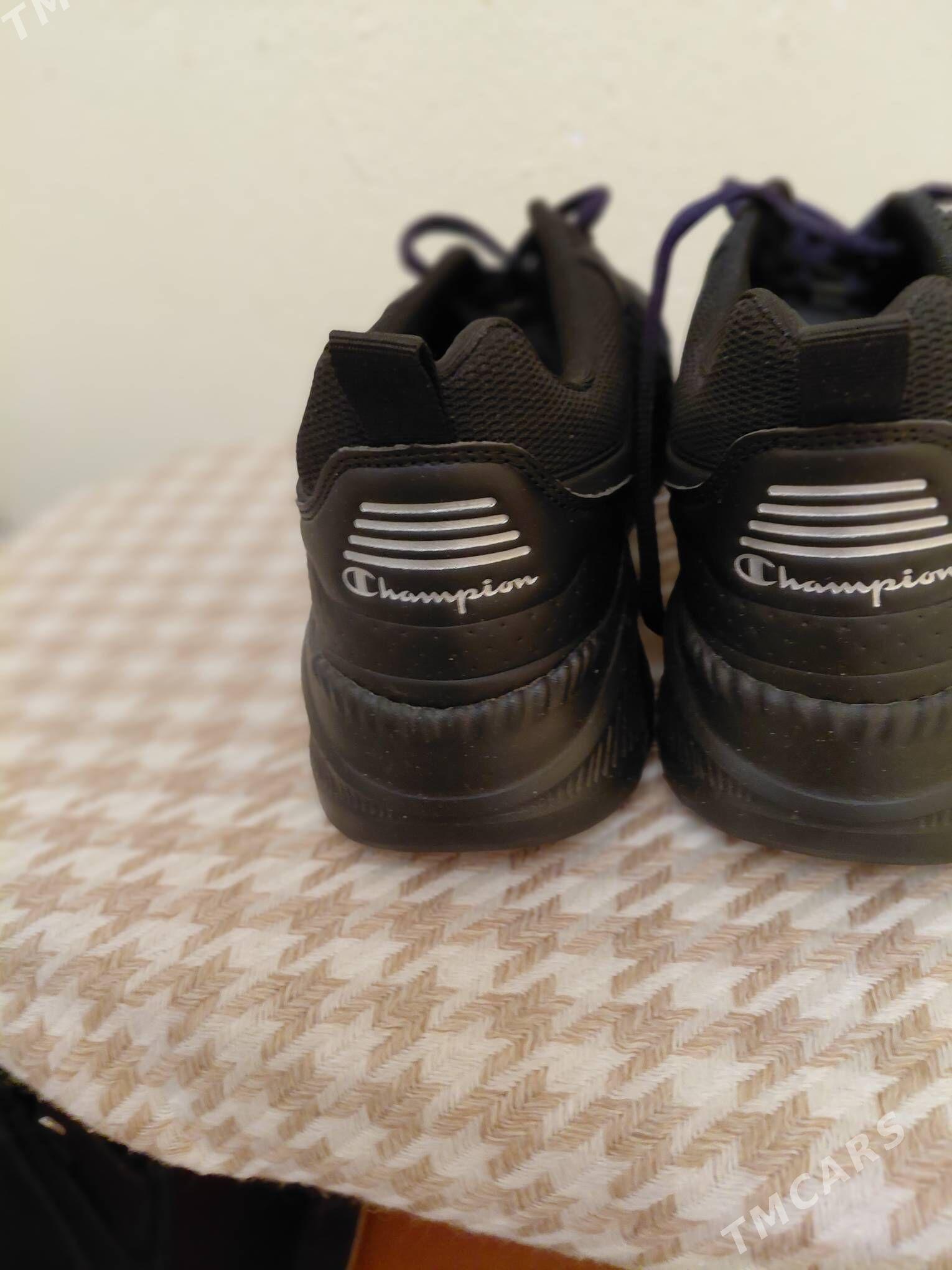 Кроссовки новые - Parahat 2 - img 3