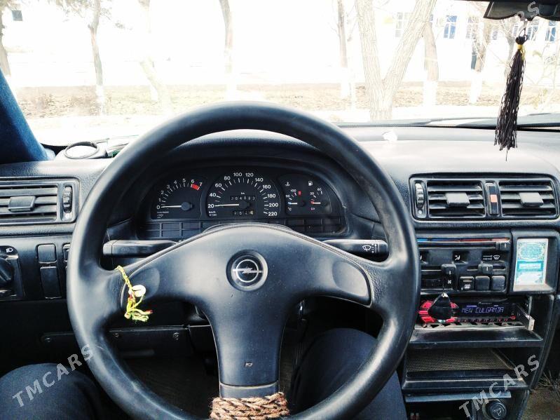 Opel Vectra 1994 - 35 000 TMT - Daşoguz - img 6