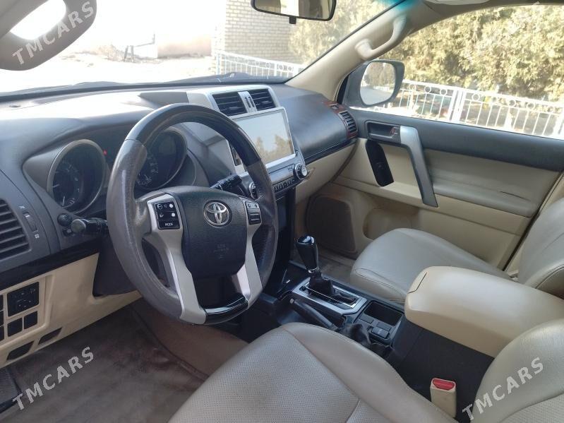 Toyota Land Cruiser Prado 2015 - 590 000 TMT - Kerki - img 4