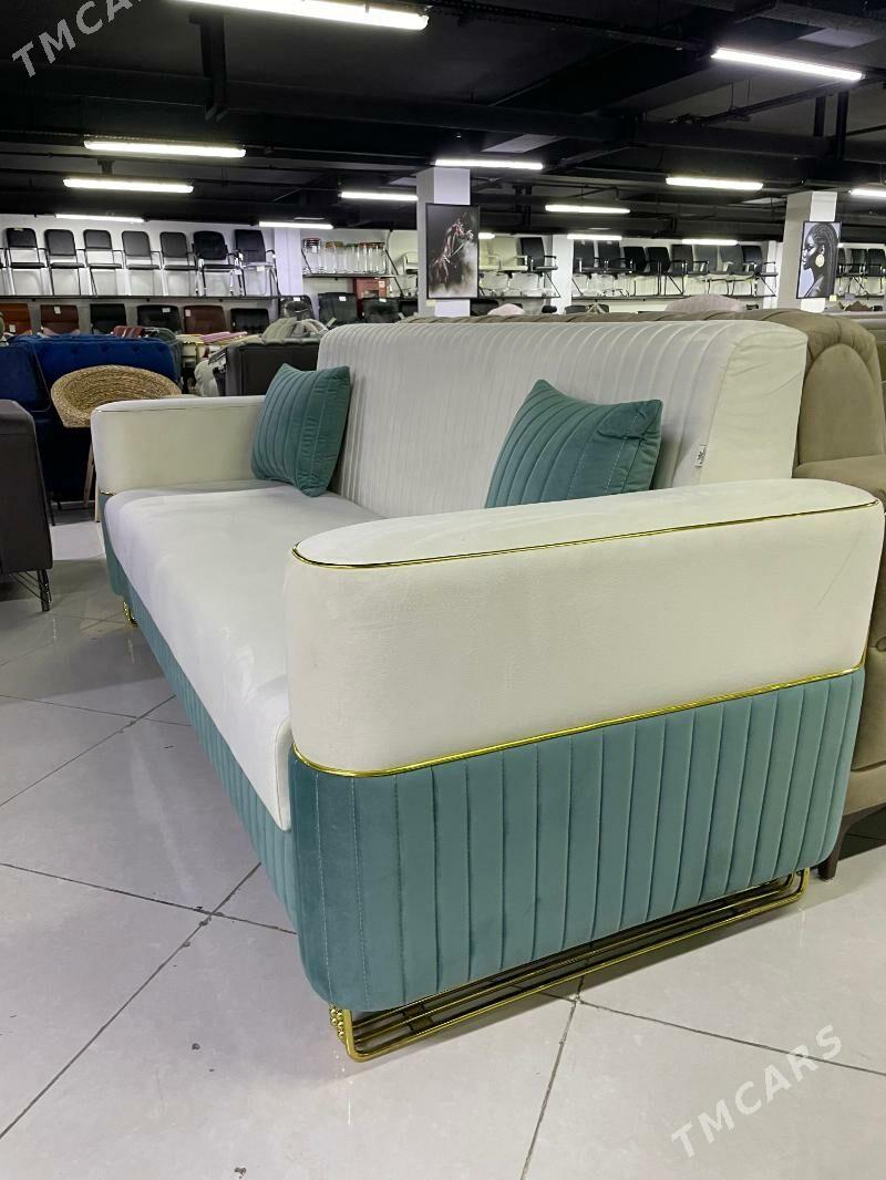 Diwan Parlak.Диван - Aşgabat - img 1