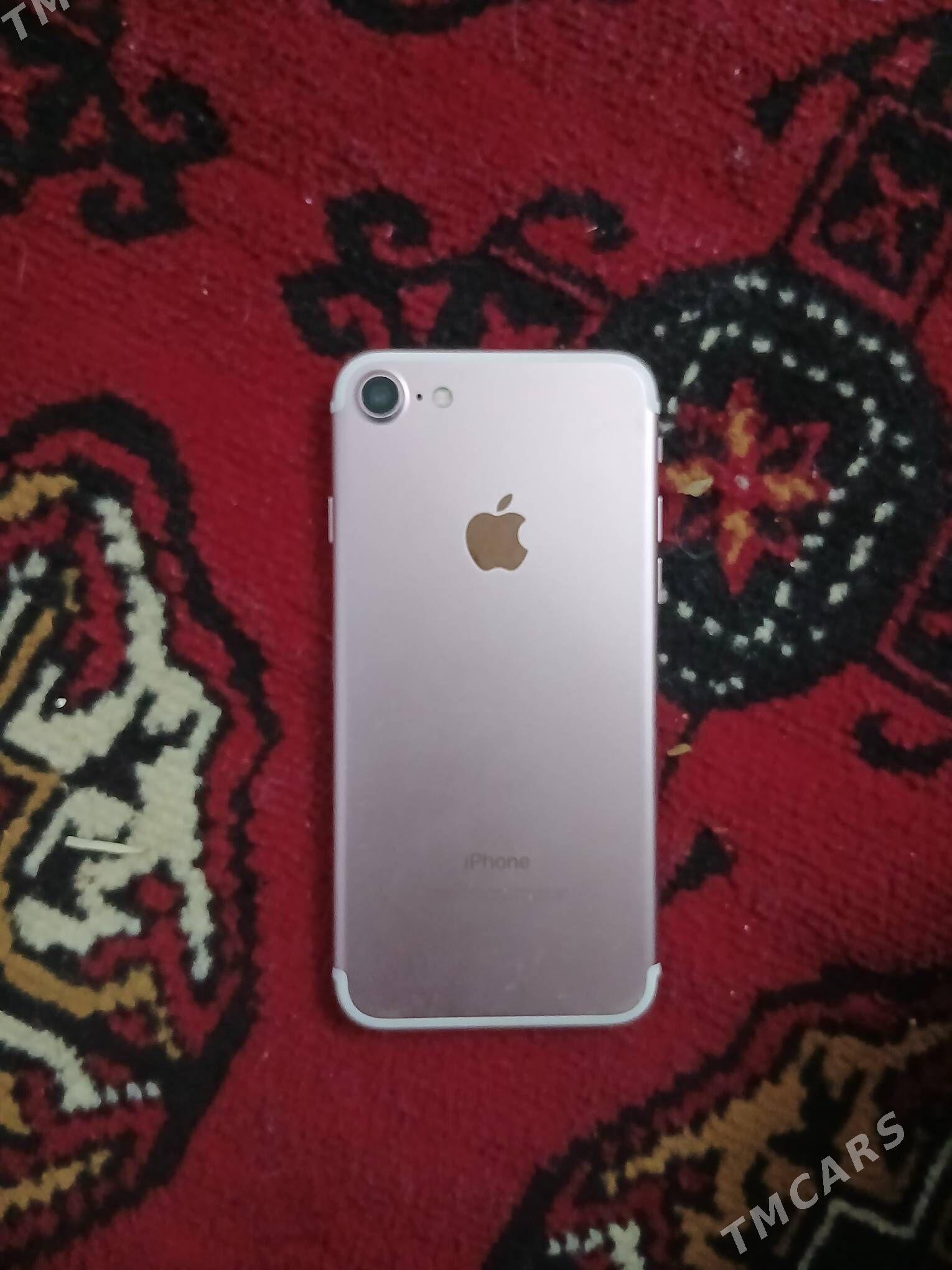 IPhone 7 - Гурбансолтан Едже - img 2