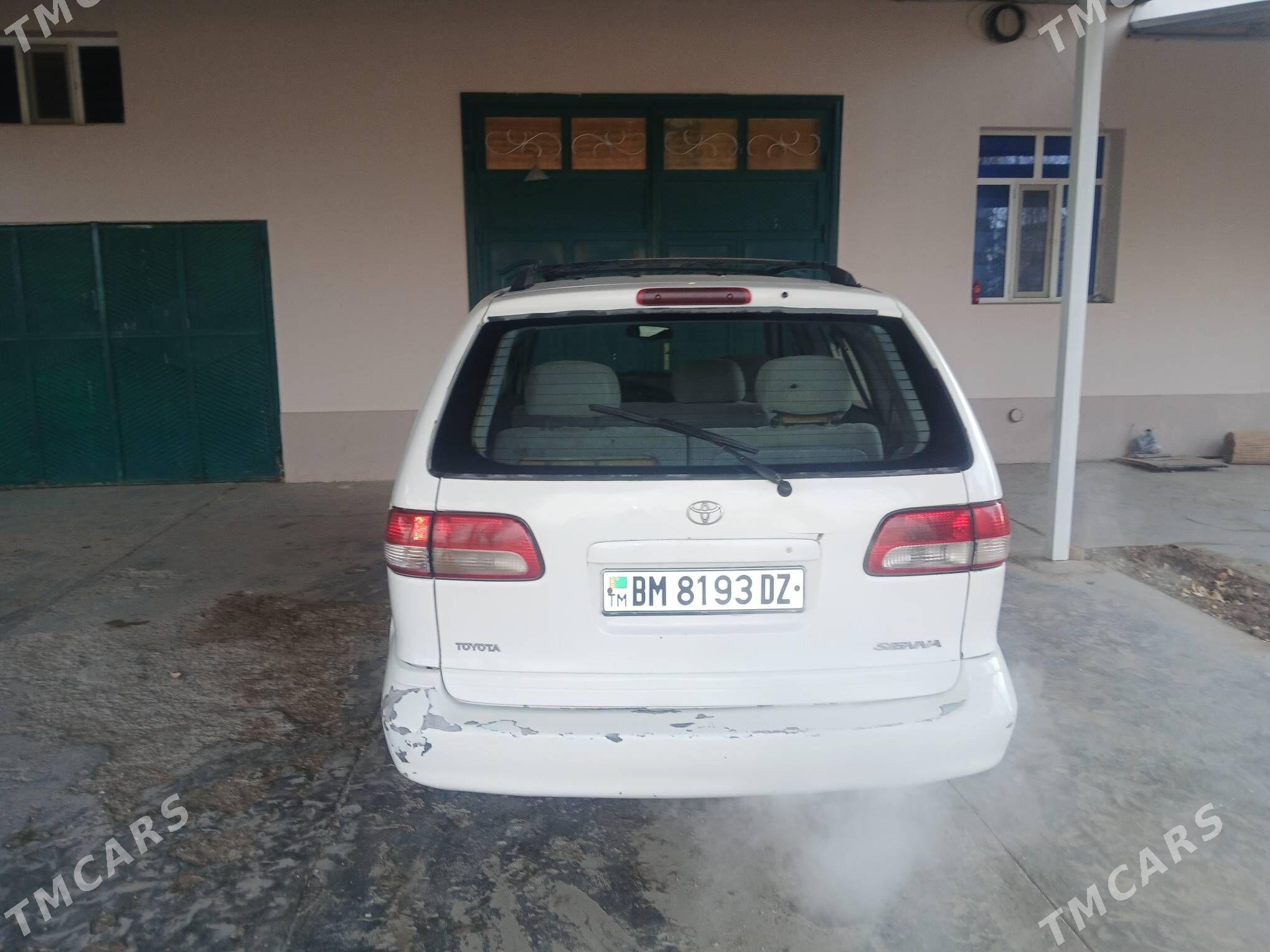 Toyota Sienna 2002 - 140 000 TMT - Кёнеургенч - img 6