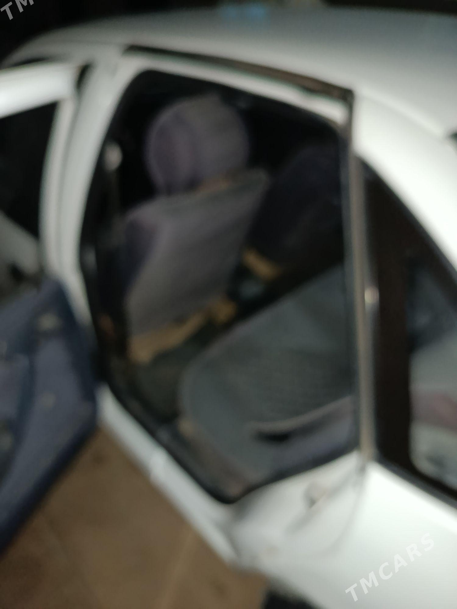 Opel Vectra 1991 - 30 000 TMT - Ýolöten - img 4