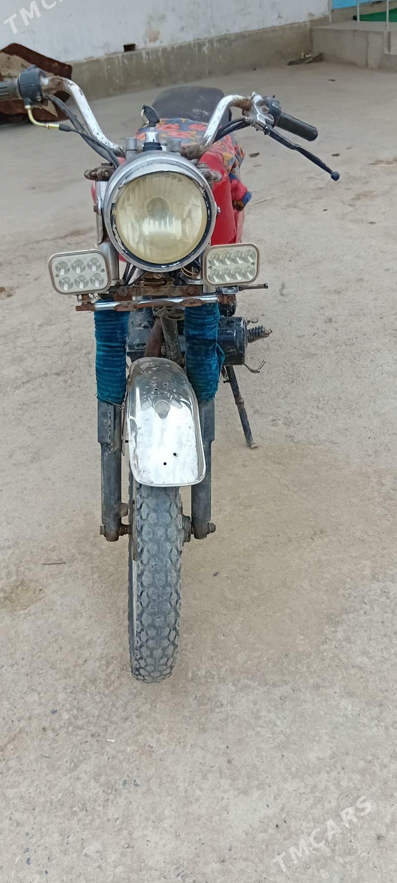 Fekon FK150-8G 2002 - 5 000 TMT - Теджен - img 2