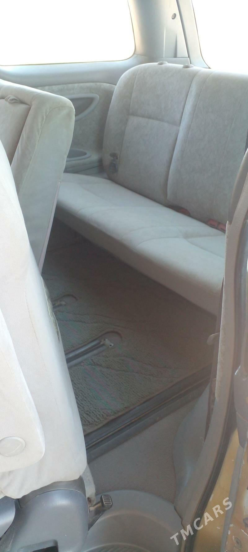 Toyota Previa 2003 - 140 000 TMT - Шабатский этрап - img 10