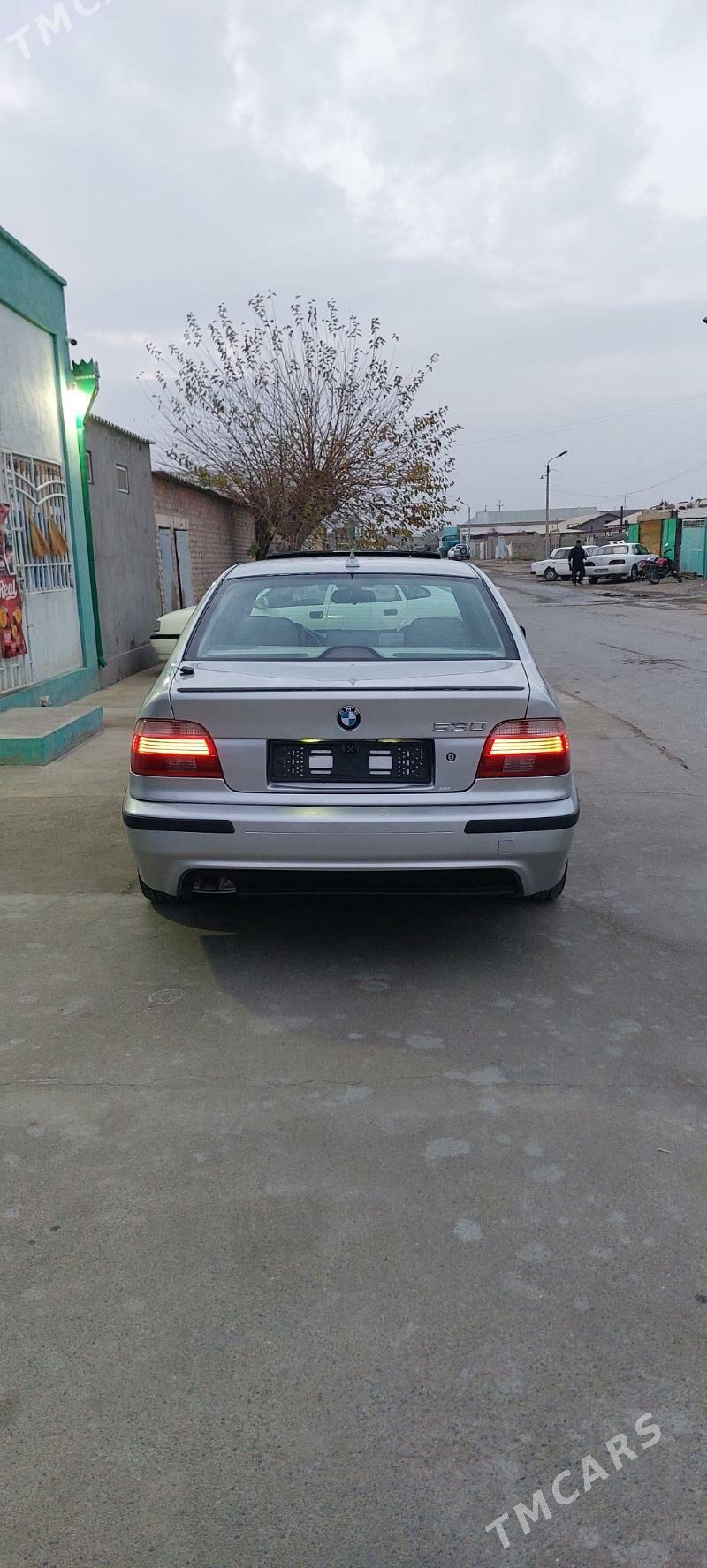 BMW E39 2001 - 125 000 TMT - Bäherden - img 5