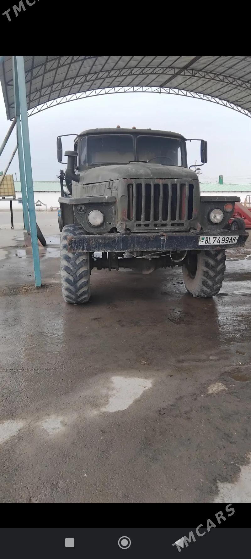 Ural 5557 1990 - 150 000 TMT - Bäherden - img 2