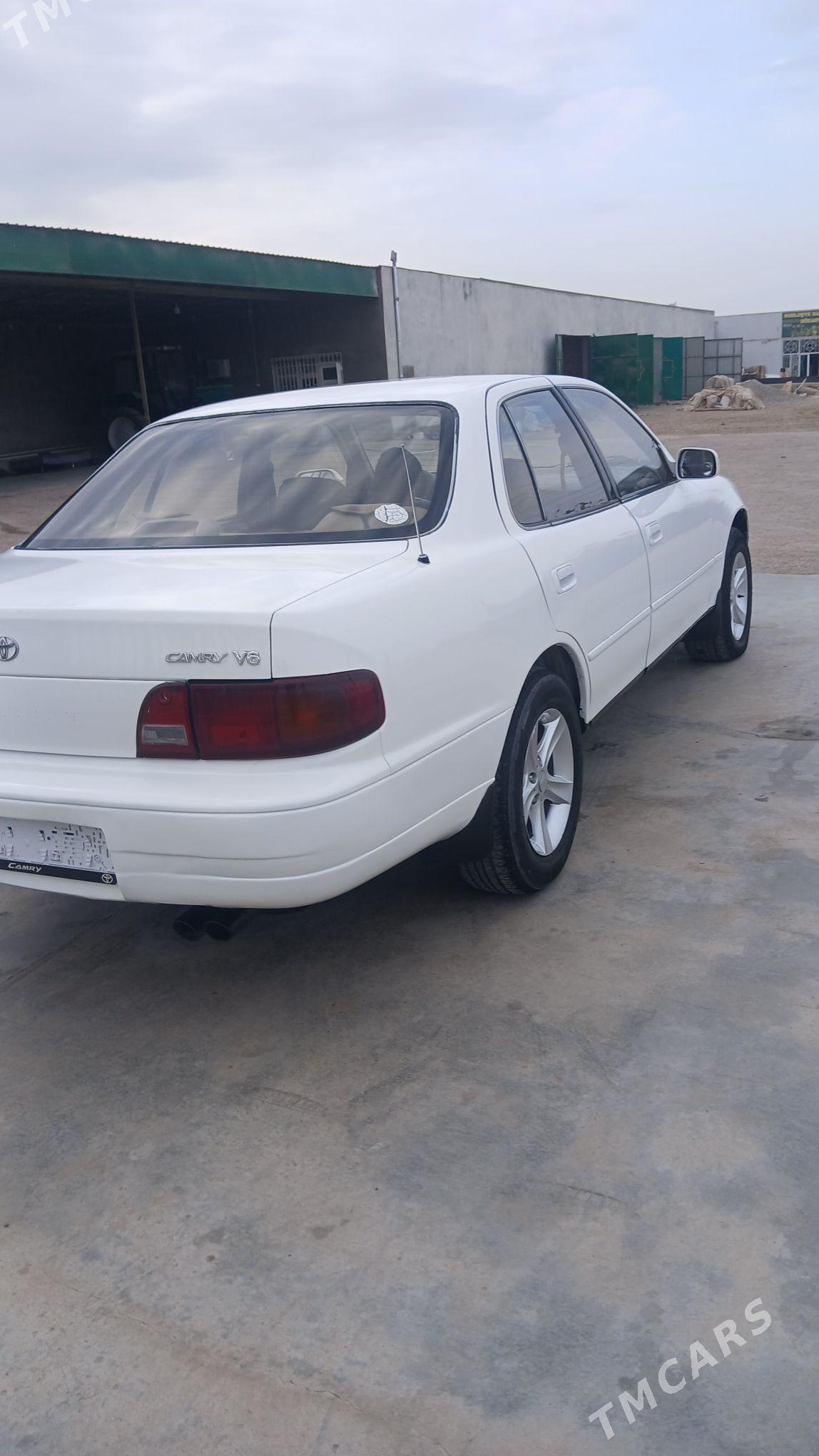 Toyota Camry 1995 - 100 000 TMT - Tejen - img 4