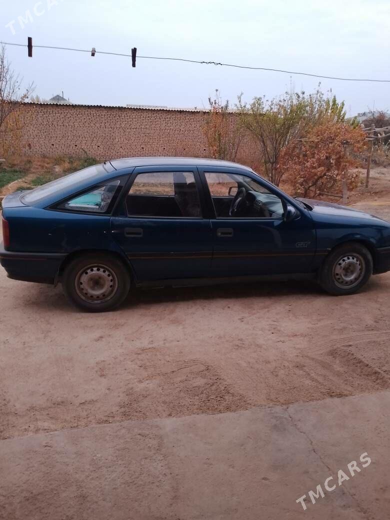 Opel Vectra 1993 - 26 000 TMT - Wekilbazar - img 3