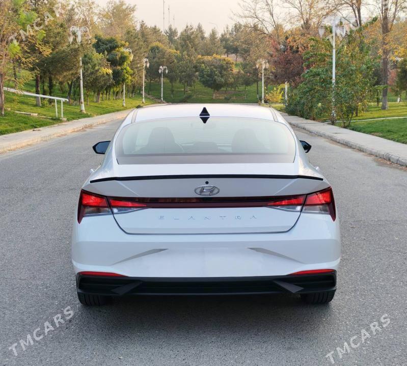 Hyundai Elantra 2021 - 265 000 TMT - Aşgabat - img 4