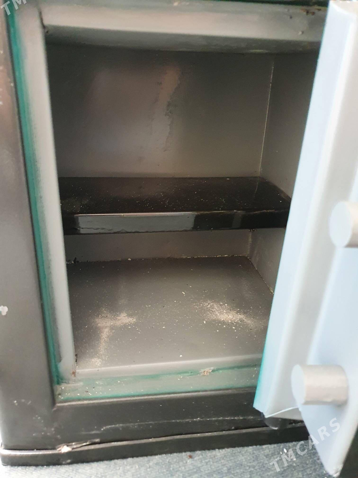 Seyf сейф - "Altyn Asyr" Gündogar bazary (Jygyllyk) - img 2