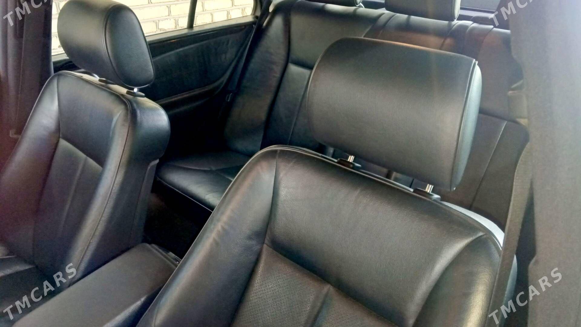 Mercedes-Benz E320 2000 - 145 000 TMT - Mary - img 4