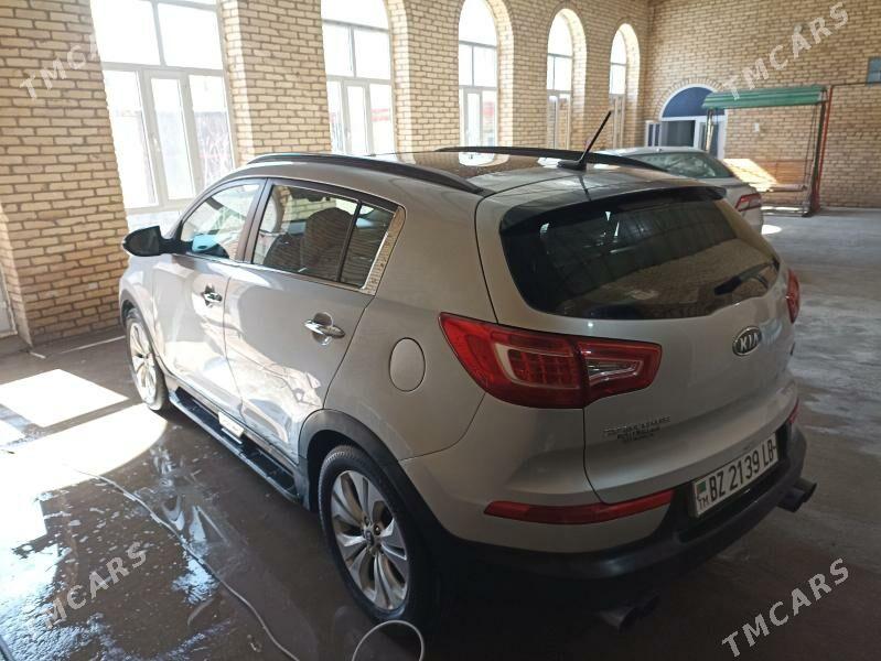 Kia Sportage 2012 - 200 000 TMT - Туркменабат - img 2