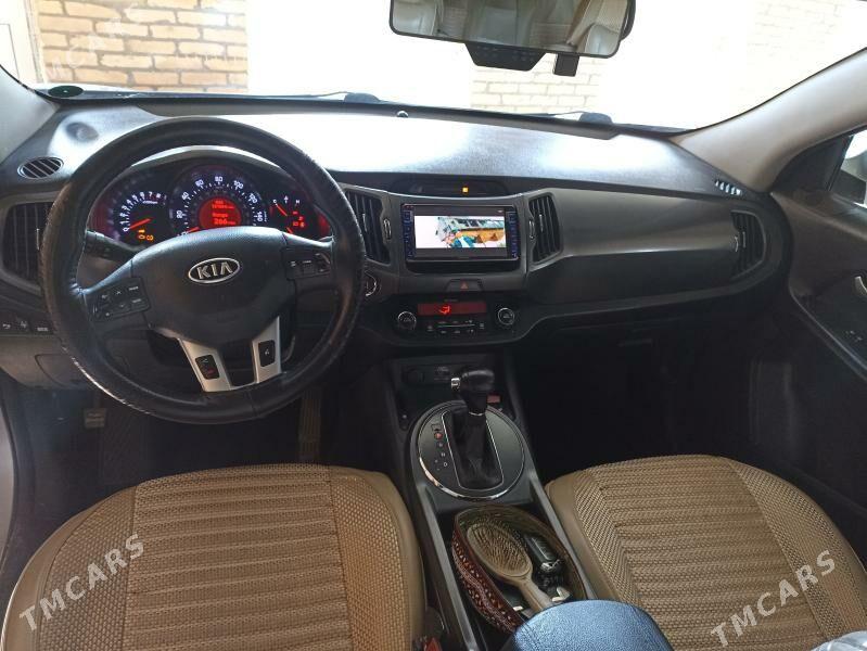 Kia Sportage 2012 - 200 000 TMT - Туркменабат - img 9