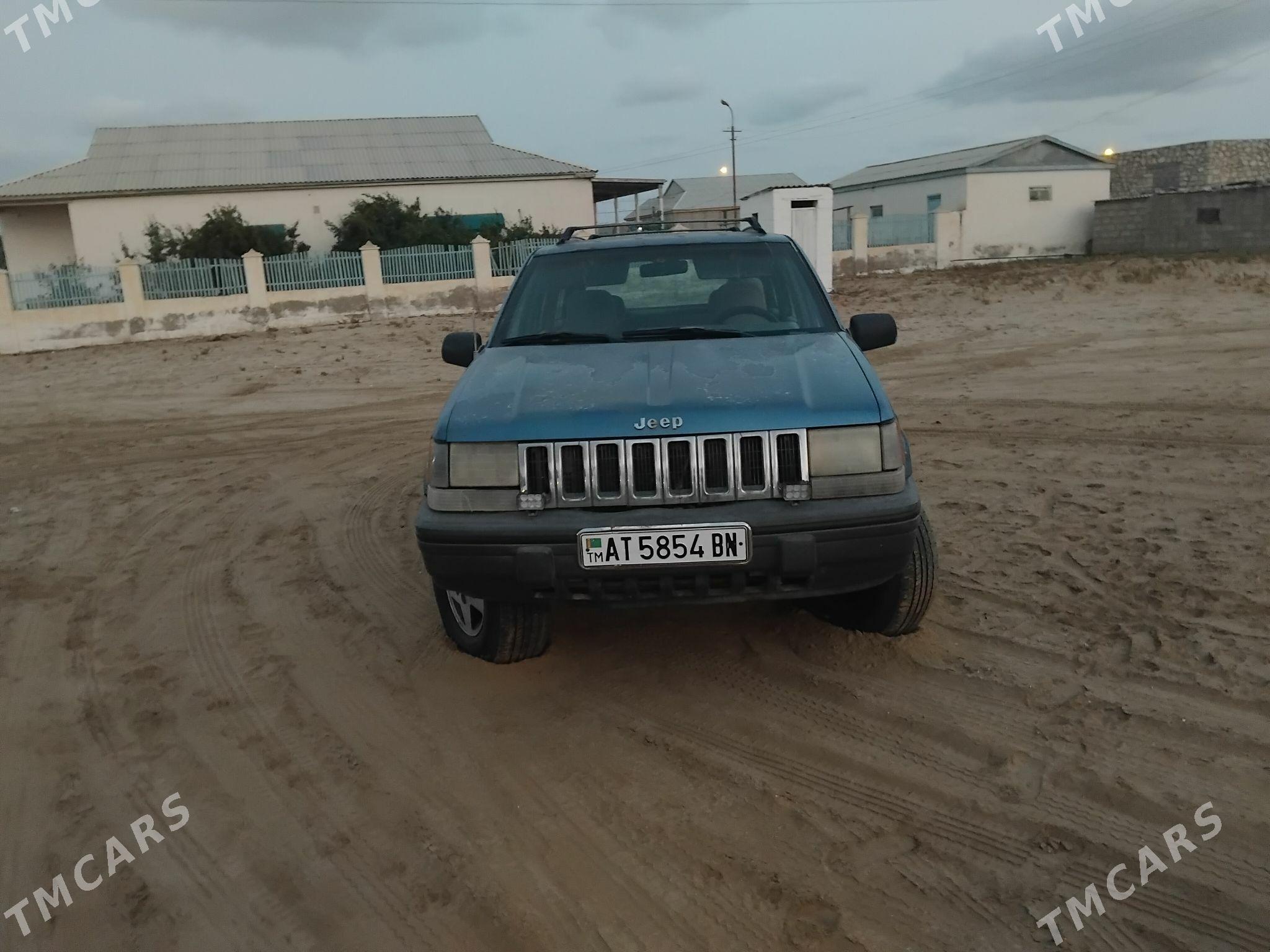 Jeep Grand Cherokee 1994 - 35 000 TMT - Esenguly - img 9