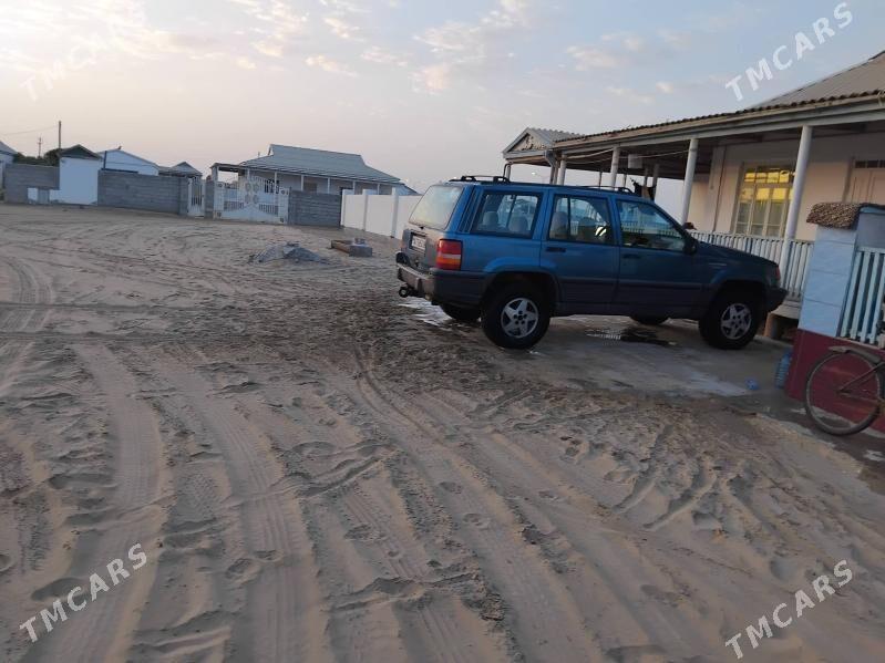 Jeep Grand Cherokee 1994 - 35 000 TMT - Esenguly - img 10