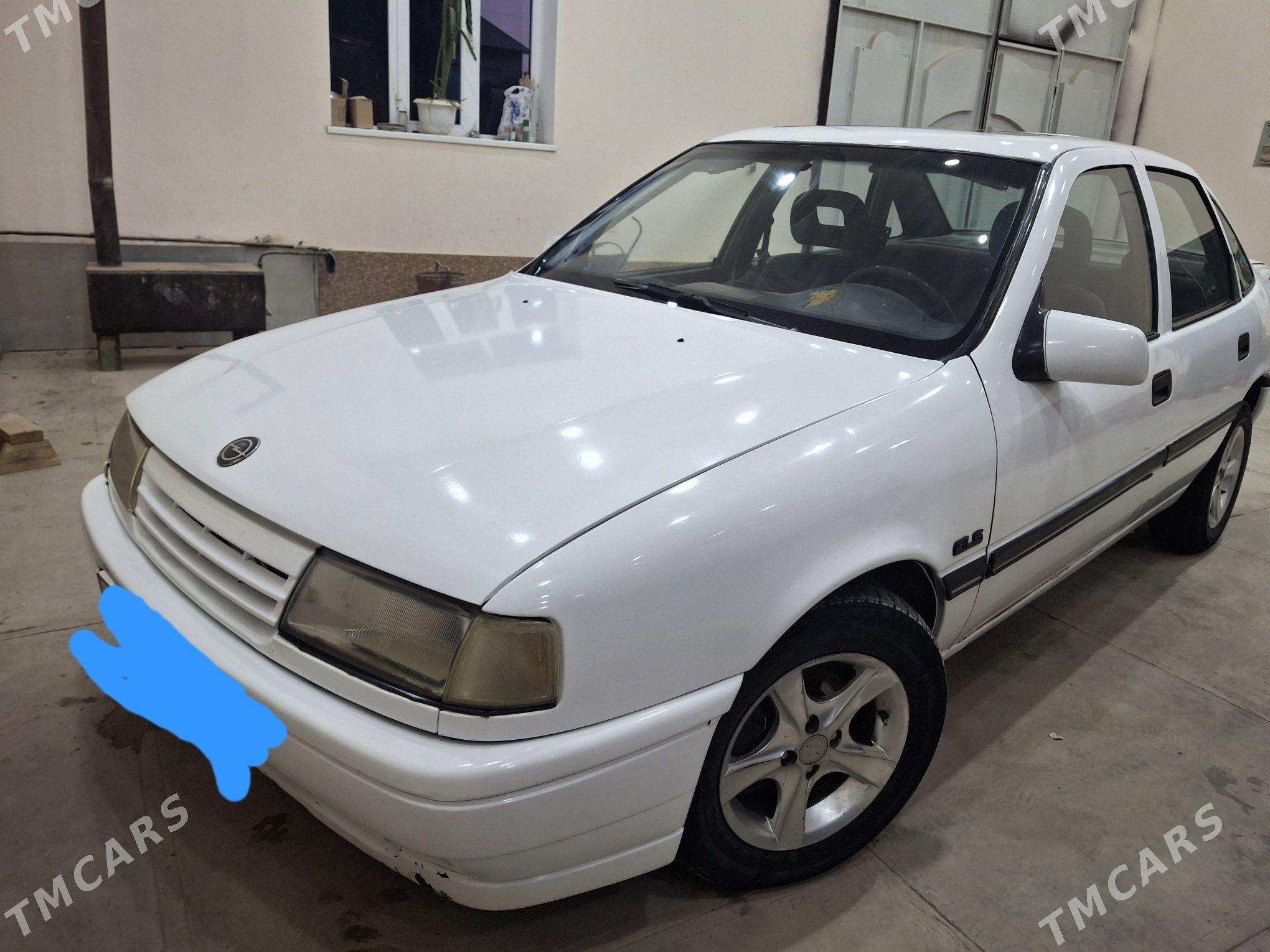 Opel Vectra 1990 - 35 000 TMT - Дянев - img 7