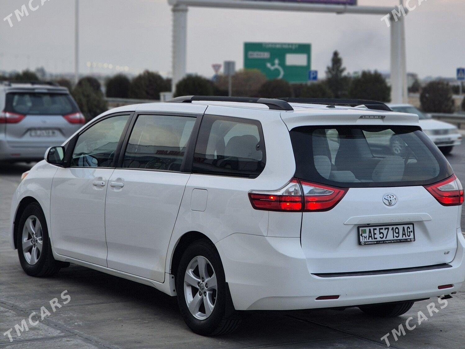 Toyota Sienna 2015 - 350 000 TMT - Gyzylarbat - img 4