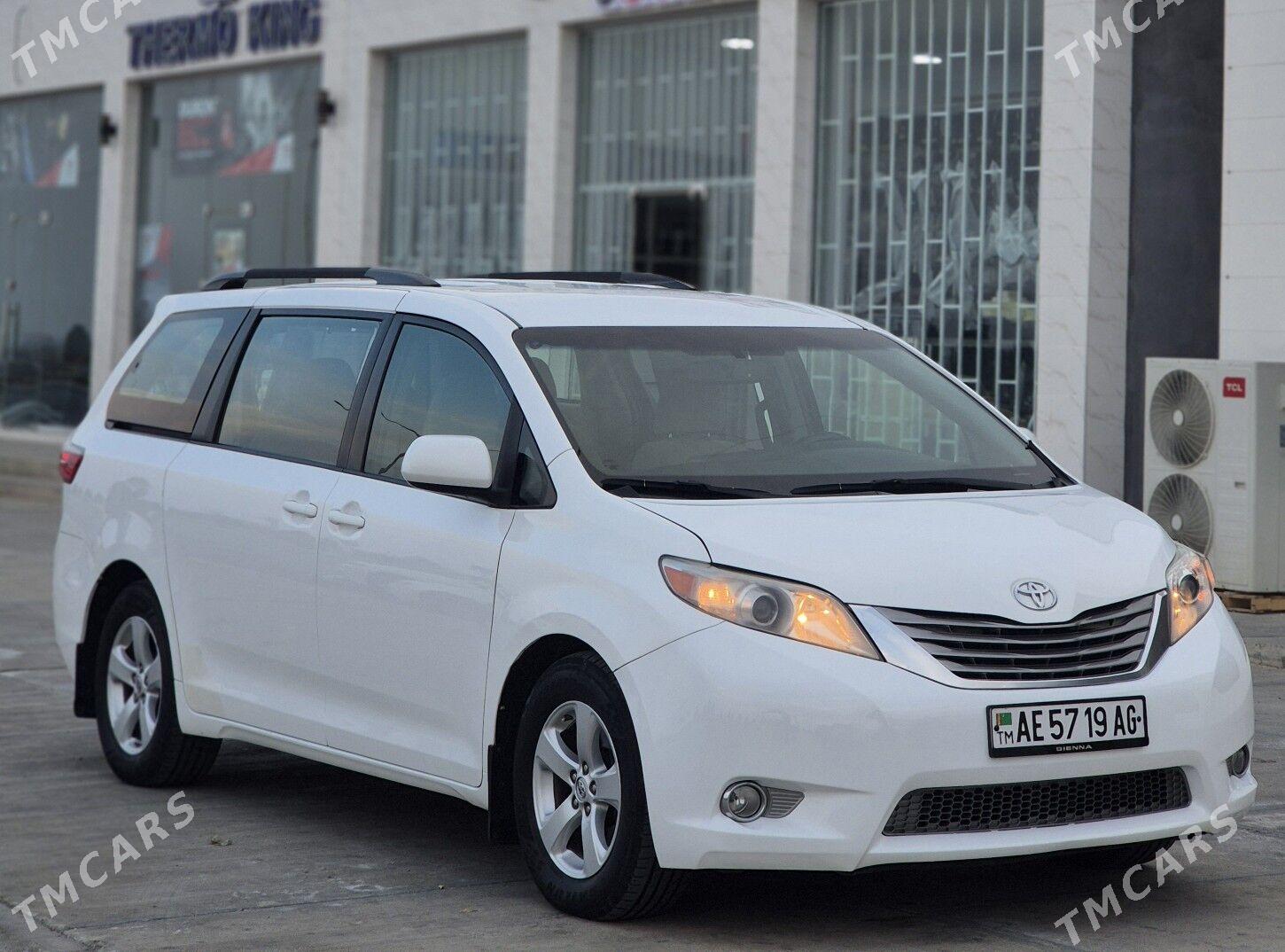 Toyota Sienna 2015 - 350 000 TMT - Gyzylarbat - img 2