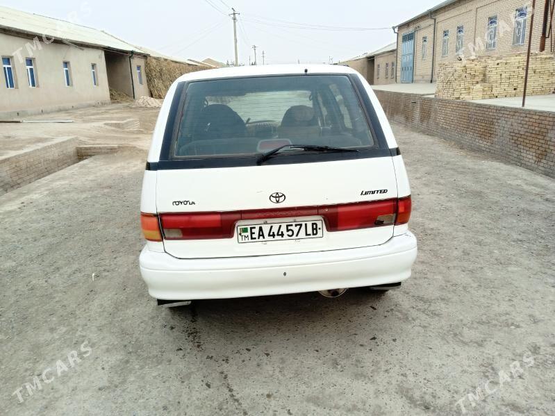 Toyota Previa 1993 - 70 000 TMT - Халач - img 4