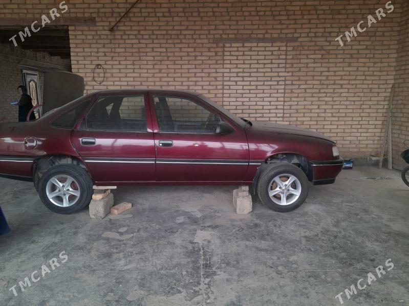 Opel Vectra 1992 - 40 000 TMT - Çärjew - img 2
