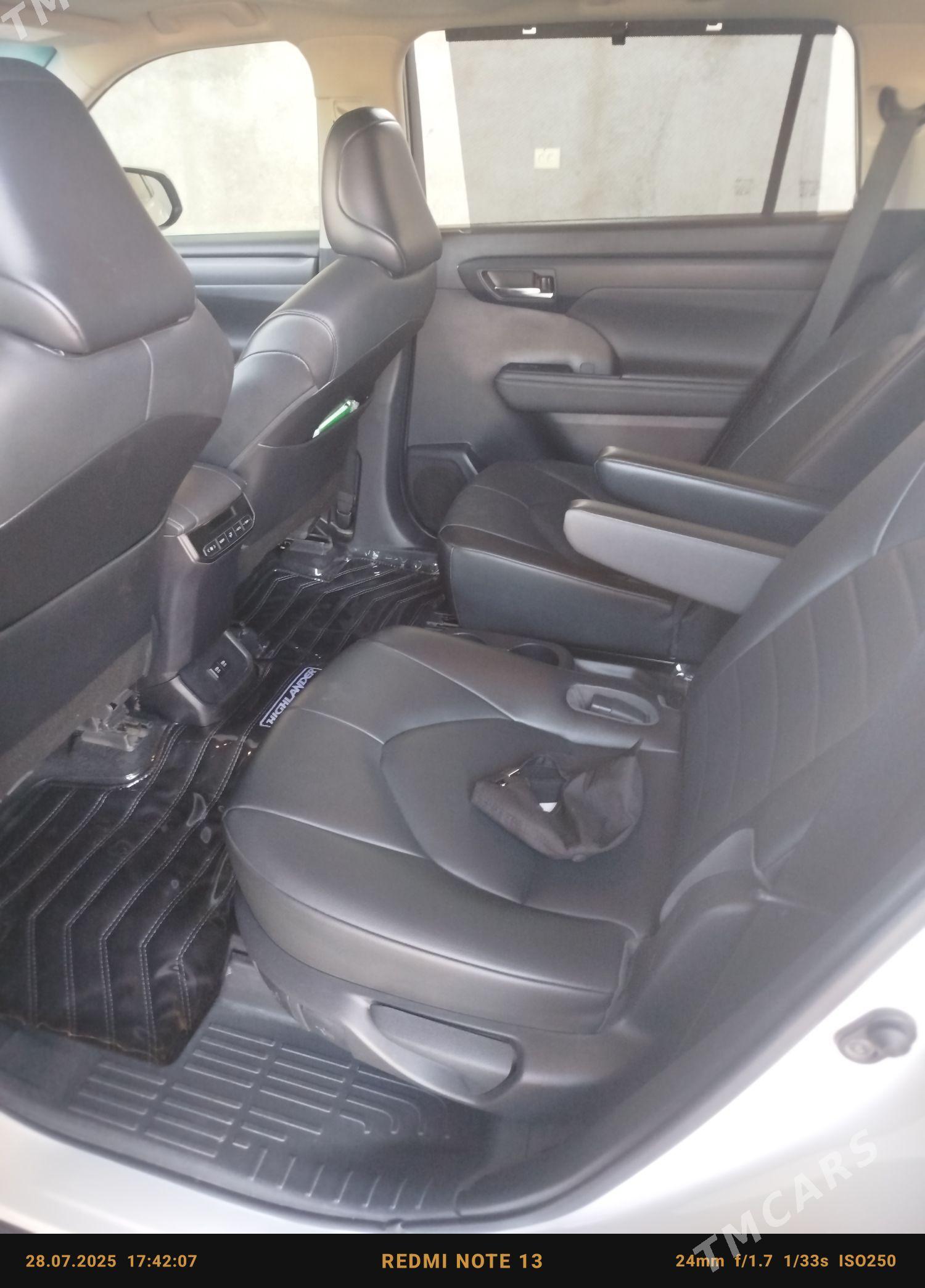 Toyota Highlander 2021 - 580 000 TMT - Теджен - img 7