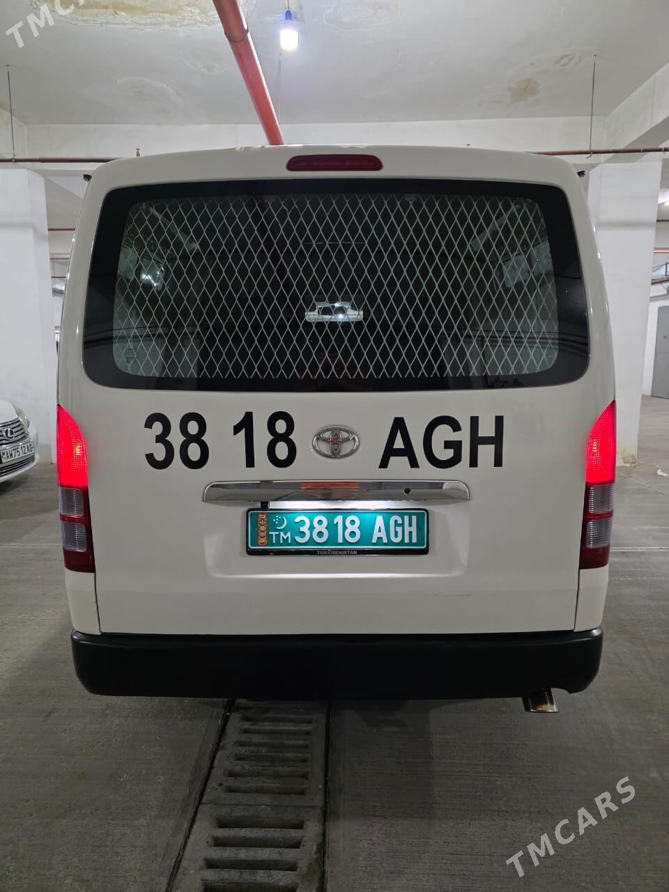 Toyota Hiace 2016 - 365 000 TMT - Ашхабад - img 3