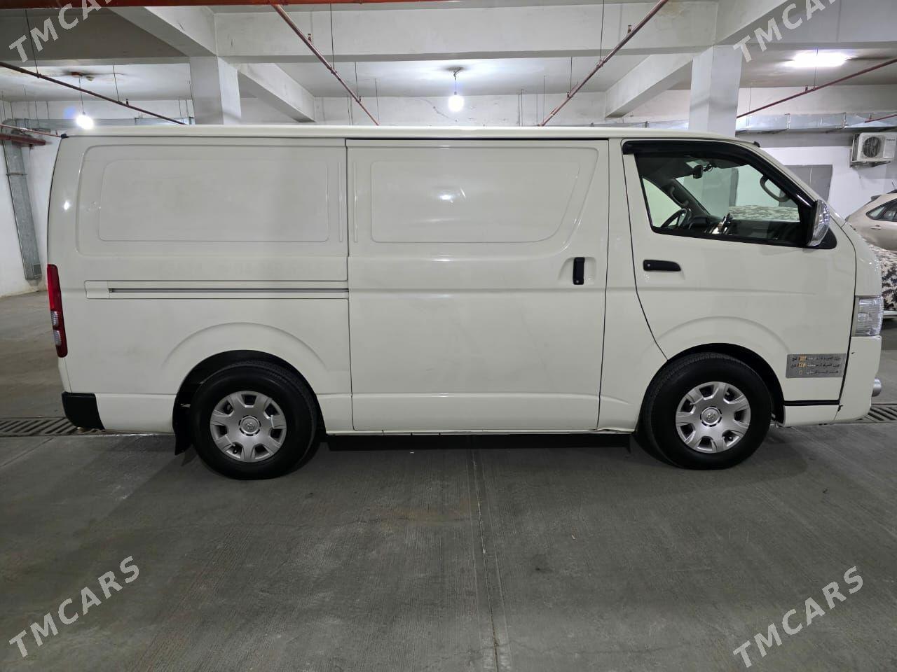 Toyota Hiace 2016 - 365 000 TMT - Ашхабад - img 2