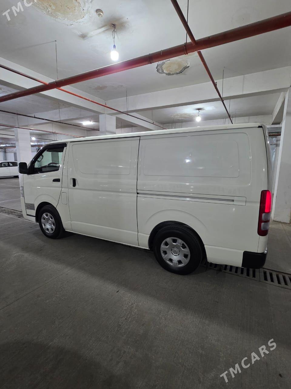 Toyota Hiace 2016 - 365 000 TMT - Ашхабад - img 4