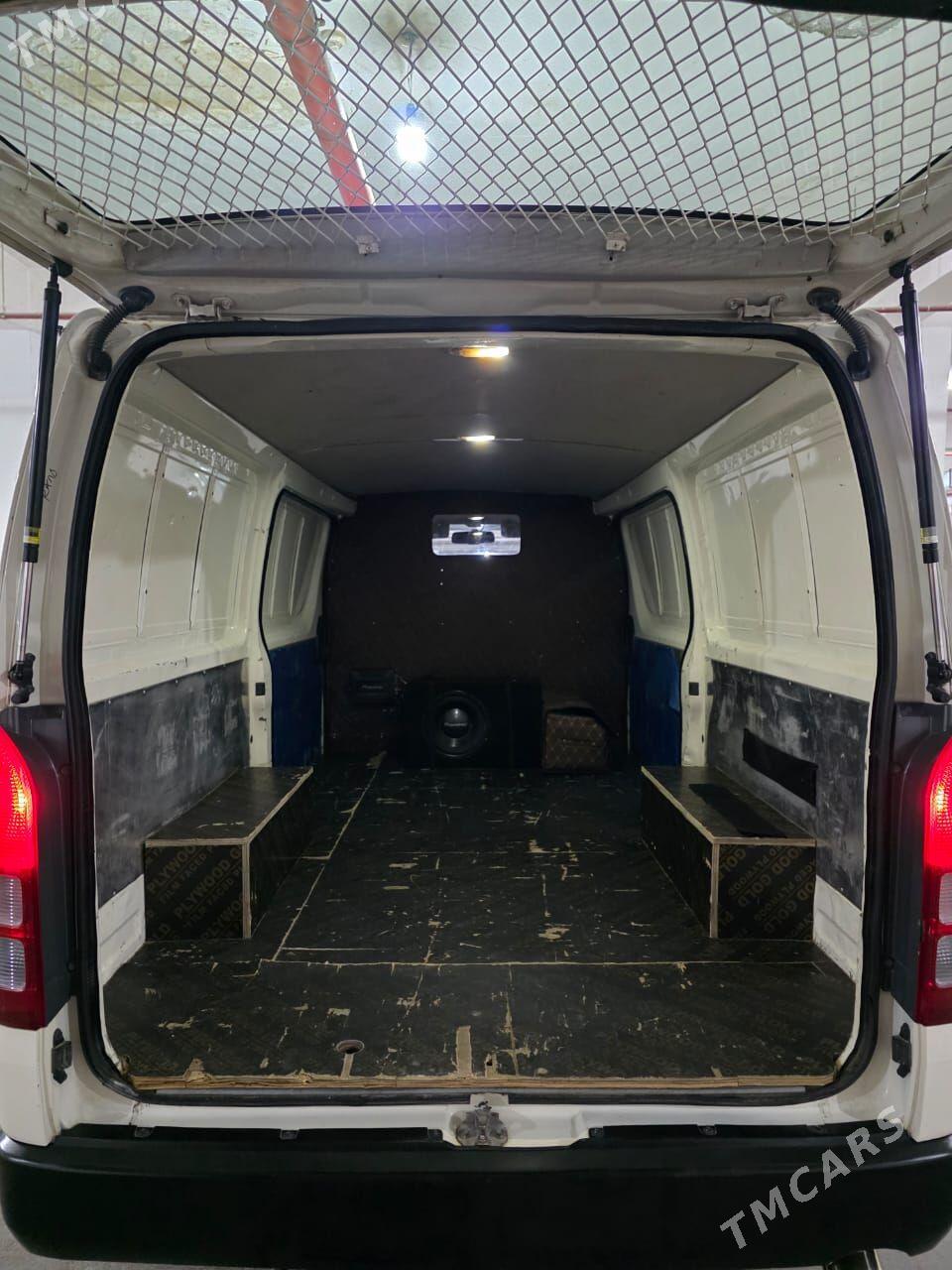 Toyota Hiace 2016 - 365 000 TMT - Ашхабад - img 7