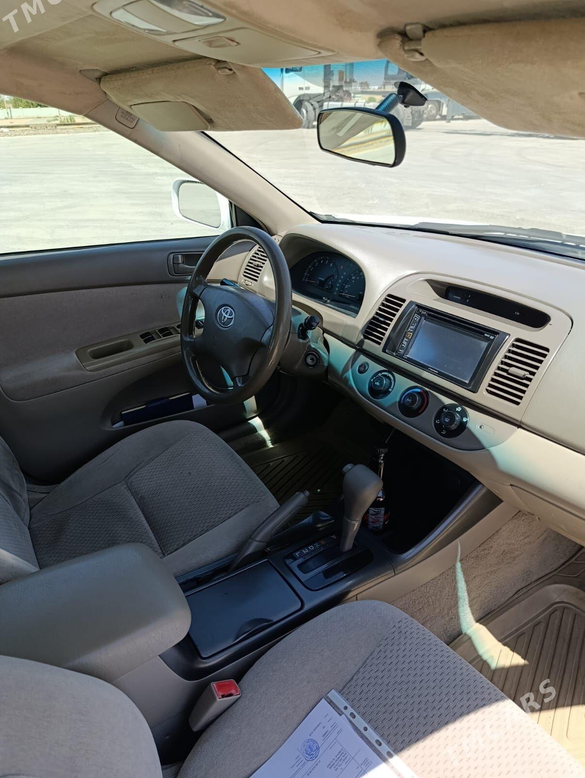 Toyota Camry 2002 - 175 000 TMT - Мары - img 9